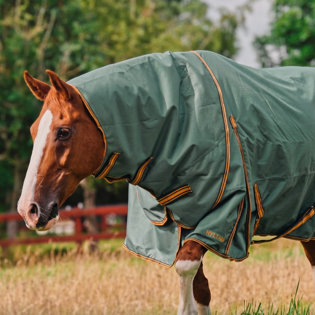 Hyltarp neck cover caisa 250g military green 